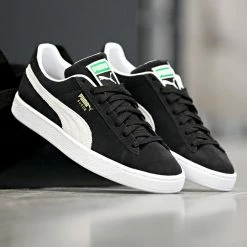Coupon 👏 Baskets Suede Classic 374915 Puma Black Puma White ✔️ -Puma Soldes 2022 puma 240936 374915 01 20210223T080351 06