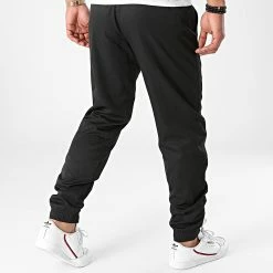 Meilleure affaire ⌛ Pantalon Jogging Active Woven 586733 Noir de Puma ⌛ -Puma Soldes 2022 puma 267850 586733 01 20210528T155517 04