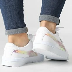 Offres 🔥 Baskets Femme Jada Holo 383759 Puma White White Puma Silver 🥰 -Puma Soldes 2022 puma 293507 383759 01 20211203T160004 04