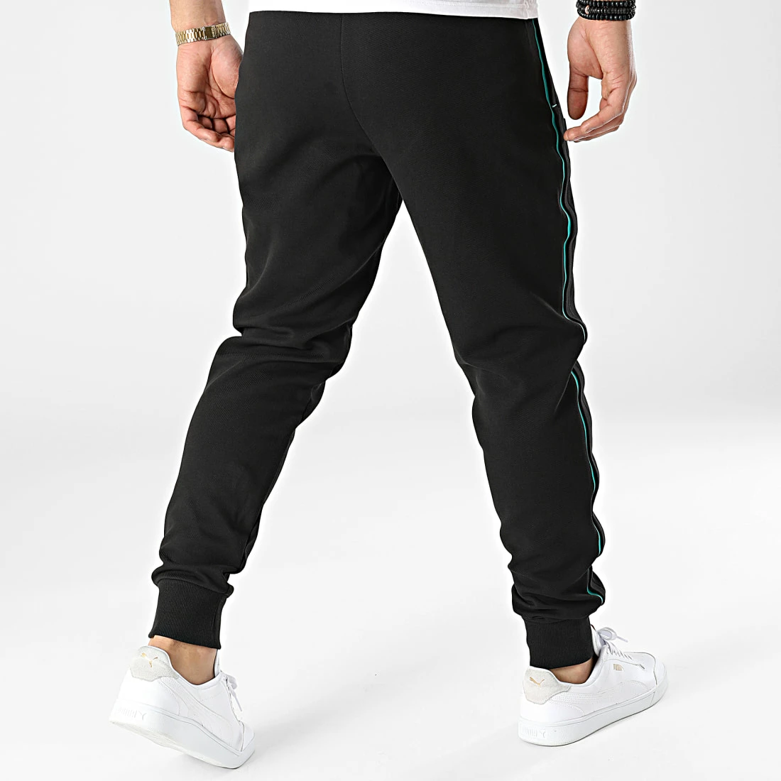 Tout neuf ⌛ Pantalon Jogging A Bandes Mercedes AMG Petronas 533608 Noir de Puma ❤️ 6 Tout neuf ⌛ Pantalon Jogging A Bandes Mercedes AMG Petronas 533608 Noir de Puma ❤️ – Image 4