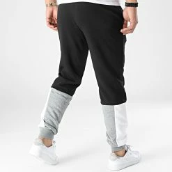Grosses soldes 🤩 Pantalon Jogging Essential Block 848007 Noir Blanc Gris Chiné de Puma ⌛ -Puma Soldes 2022 puma 303444 848007 01 20220221T153117 04