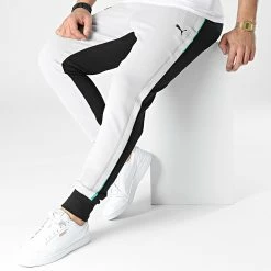 Meilleure vente 🛒 Pantalon Jogging A Bandes Mercedes AMG Petronas 533608 Gris Clair Noir de Puma 🥰 8 Meilleure vente 🛒 Pantalon Jogging A Bandes Mercedes AMG Petronas 533608 Gris Clair Noir de Puma 🥰 -Puma Soldes 2022 puma 303574 533608 02 20220221T155104 01