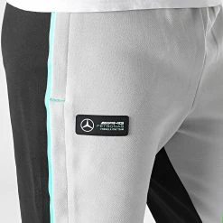 Meilleure vente 🛒 Pantalon Jogging A Bandes Mercedes AMG Petronas 533608 Gris Clair Noir de Puma 🥰 7 Meilleure vente 🛒 Pantalon Jogging A Bandes Mercedes AMG Petronas 533608 Gris Clair Noir de Puma 🥰 -Puma Soldes 2022 puma 303574 533608 02 20220221T155105 02