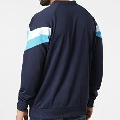 Meilleure vente 😍 Sweat Crewneck OM 765153 Bleu Marine de Puma ❤️ -Puma Soldes 2022 puma 316807 765153 12 20220425T160357 04