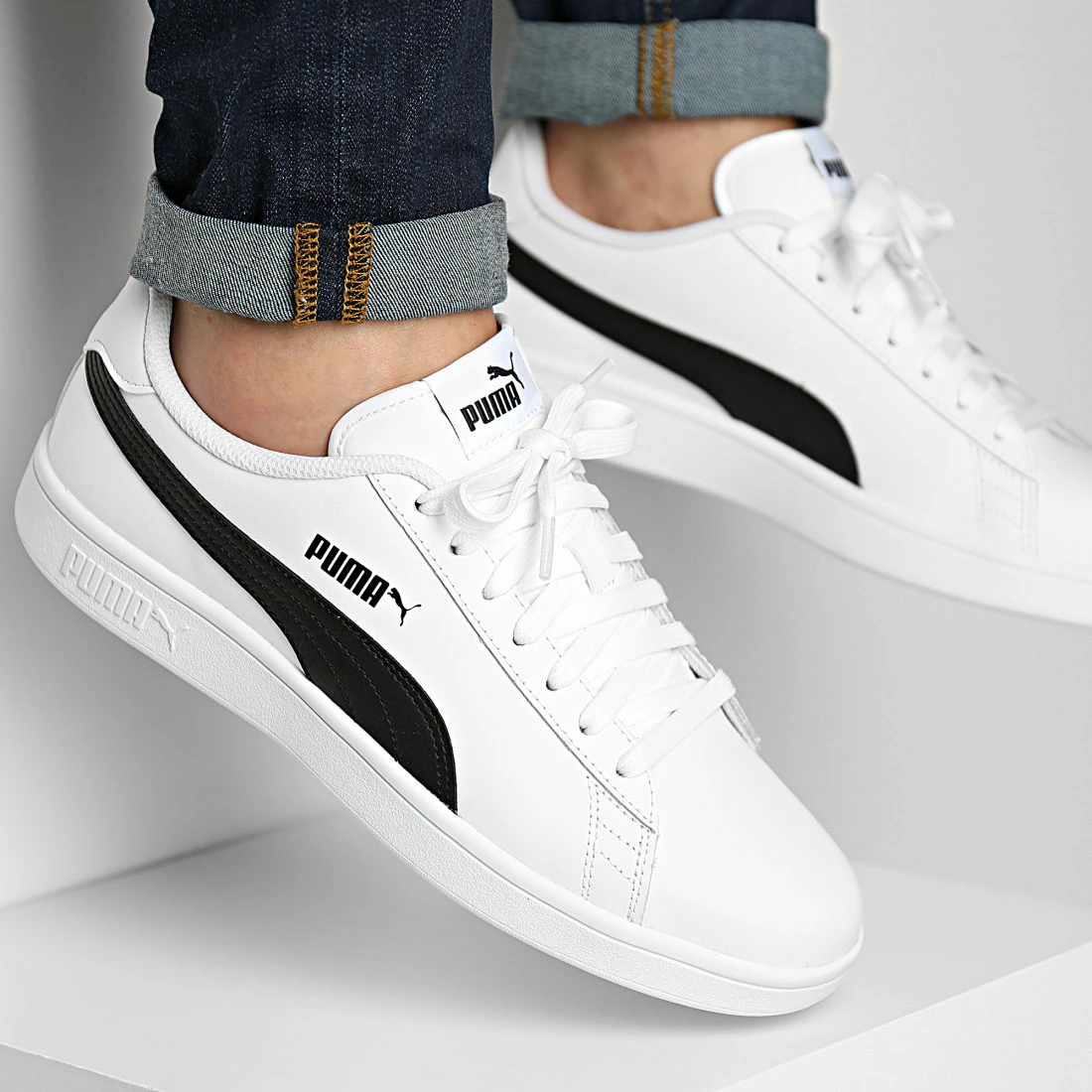 De gros 💯 Baskets Smash v2 365215 Puma White Puma Black 😍 3 De gros 💯 Baskets Smash v2 365215 Puma White Puma Black 😍