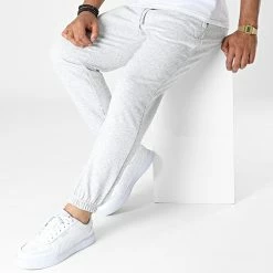 De gros 😉 Pantalon Jogging Classic Small Logo 535597 Gris Chiné de Puma ✨ -Puma Soldes 2022 puma 325554 535597 04 20220701T120838 03