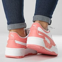 Meilleur prix 😀 Baskets Femme CaliDream TweakDissimilar 386278 Puma White Carnation Pink 🔥 -Puma Soldes 2022 puma 330880 386278 01 20220805T160001 04