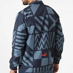 Meilleure affaire 🔔 Veste Zippée OM Prematch 767264 Bleu Marine de Puma 🥰 -Puma Soldes 2022 puma 332141 767264 02 20220812T142032 04