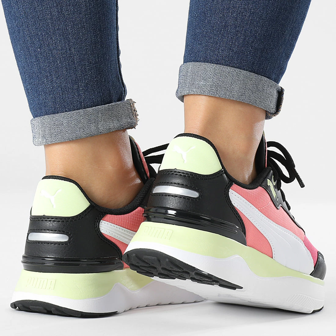 Budget ✔️ Baskets Femme R78 Voyage 380729 Black White Carnation Pink de Puma 👍 6 Budget ✔️ Baskets Femme R78 Voyage 380729 Black White Carnation Pink de Puma 👍 – Image 4