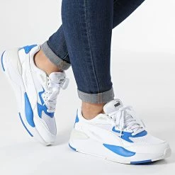 Promo 🌟 Baskets Femme X-Ray Speed 384898 White V Blue Nimbus Cloud de Puma 🔥 -Puma Soldes 2022 puma 335376 384898 08 20220920T161043 03