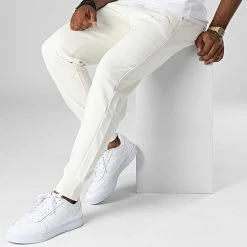 Meilleure affaire 🎉 Pantalon Jogging Essential Embroidery Logo 587187 Beige de Puma 😍 -Puma Soldes 2022 puma 336204 587187 99 20220915T154839 03