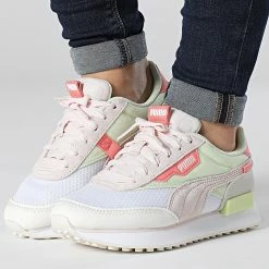 Meilleure affaire 🎉 Baskets Femme Future Rider Interest 387694 Puma White Pistachio 💯