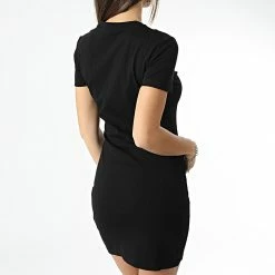 Les meilleures critiques de 💯 Robe Tee 👚 Shirt Femme 535691 Noir de Puma 🛒 -Puma Soldes 2022 puma 342905 535691 01 20221114T152641 04