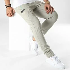 Sortie 🔔 Pantalon Jogging Mercedes AMG Petronas 538463 Vert Kaki Clair de Puma 🧨 -Puma Soldes 2022 puma 348165 538463 07 20221118T151738 03